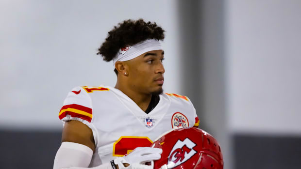 Sep 11, 2022; Glendale, Arizona, USA; Kansas City Chiefs cornerback Trent McDuffie (21) against the Arizona Cardinals at State Farm Stadium. Mandatory Credit: Mark J. Rebilas-USA TODAY Sports